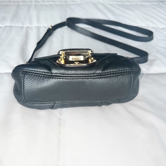 Michael Kors Black Crossbody Bag with Gold Clasp - Picture 14 of 15